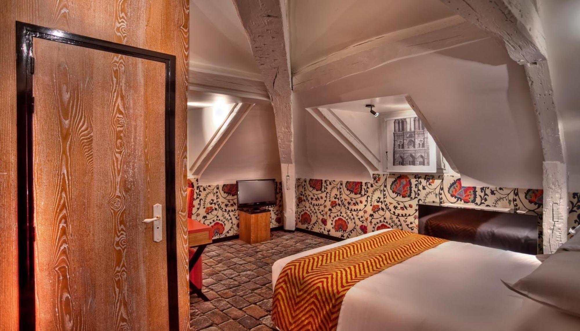 Hotel Le Notre Dame Saint Michel Paris Luaran gambar